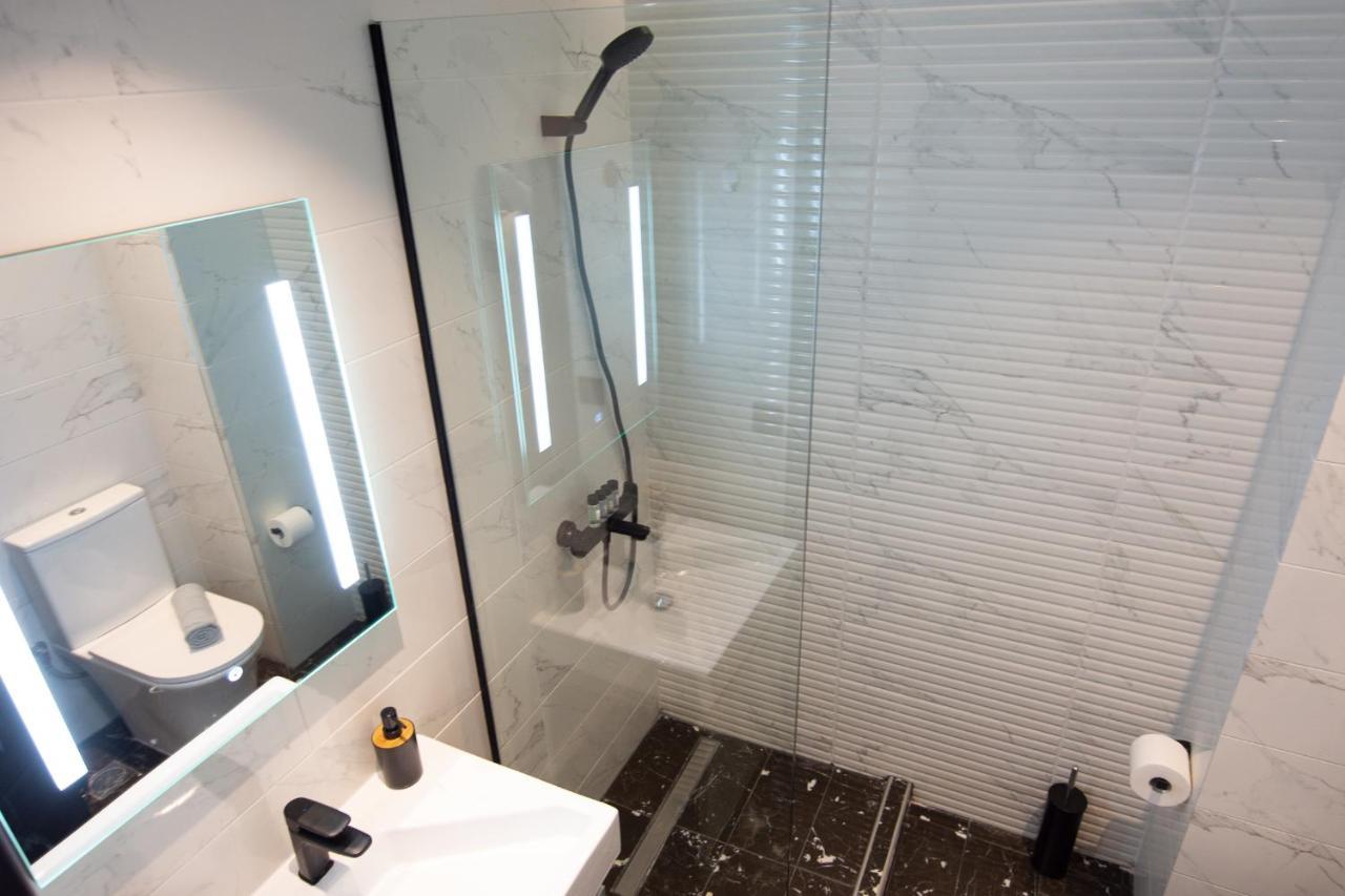 Skg Luxury Apartment Thessaloniki Buitenkant foto