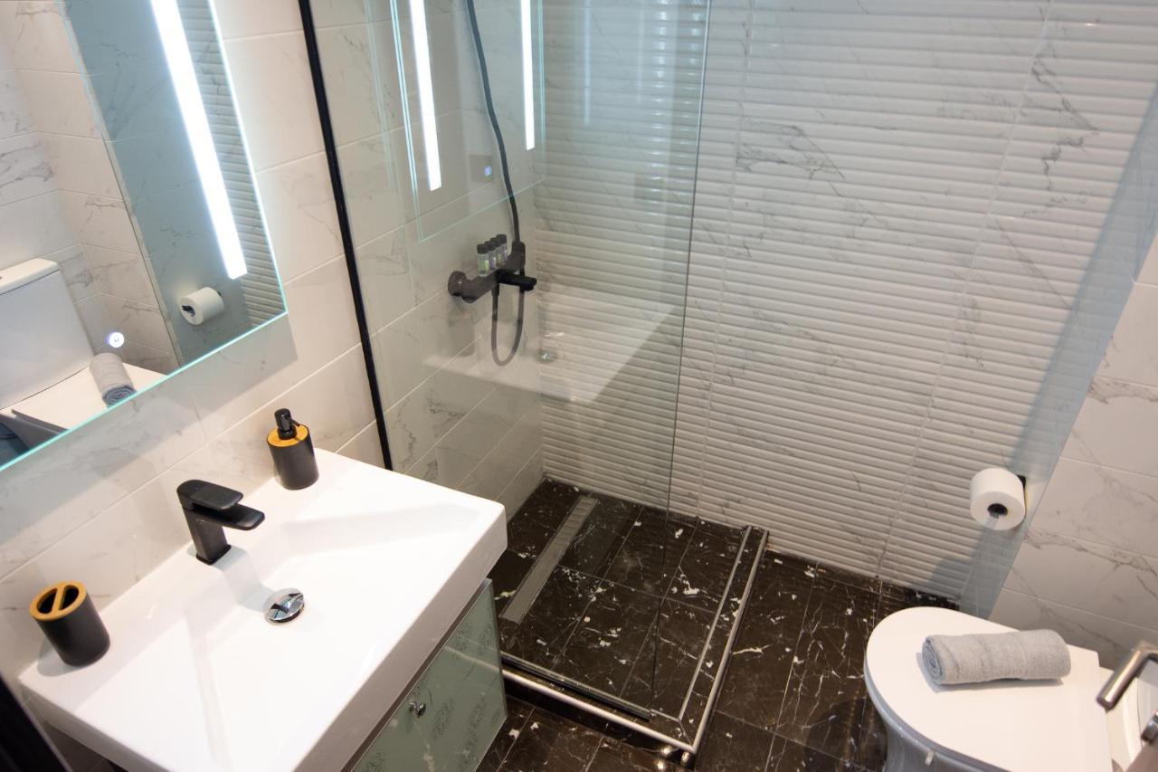 Skg Luxury Apartment Thessaloniki Buitenkant foto